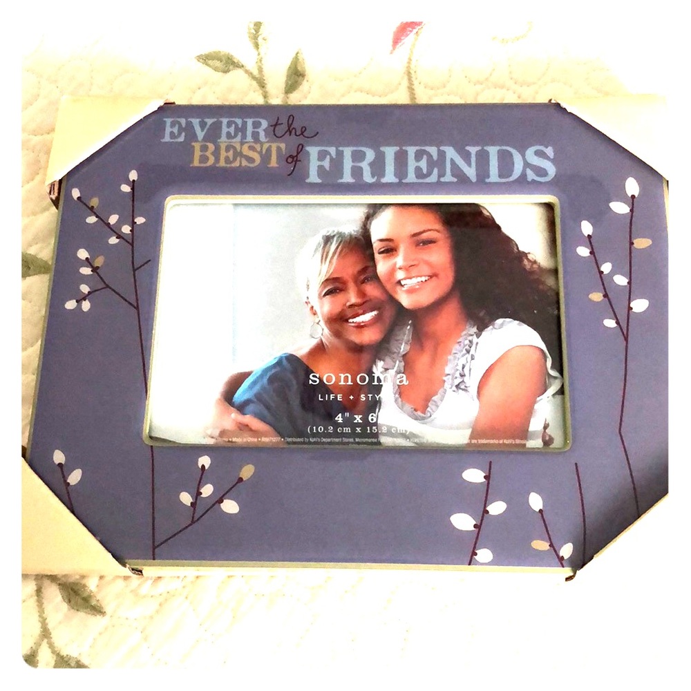 “Friends” Sonoma picture frame 4” x 6” new in pkg.